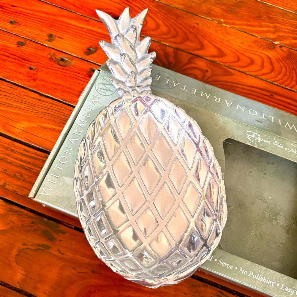 Retro Wilton Armetale Pineapple Large Serveware  Dish 2003 Made in the USA NWB